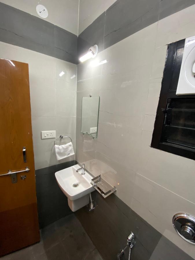 Erisha Tadoba Hotel Mohurli Kültér fotó